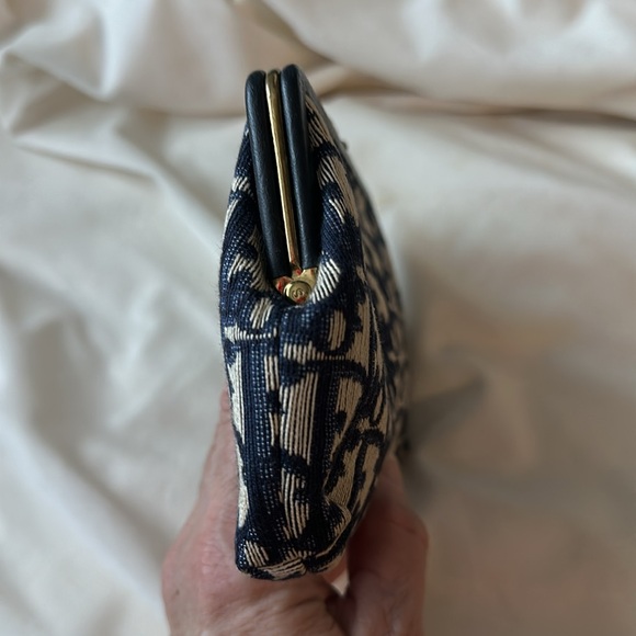 DIOR Navy Blue trotter Kiss lock Dual compartment pouch Cosmetic Bag 8inx5in - Picture 3 of 10